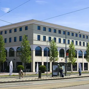 The July - Twenty Eight Hotell