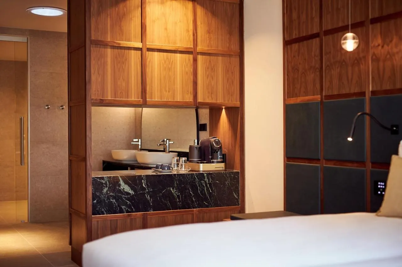 Met Hotel Amsterdam 4*,